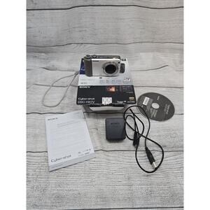 Sony Cyber-Shot DSC-HX7V 16.2MP Digital Point & Shoot Camera White MINT w/Box